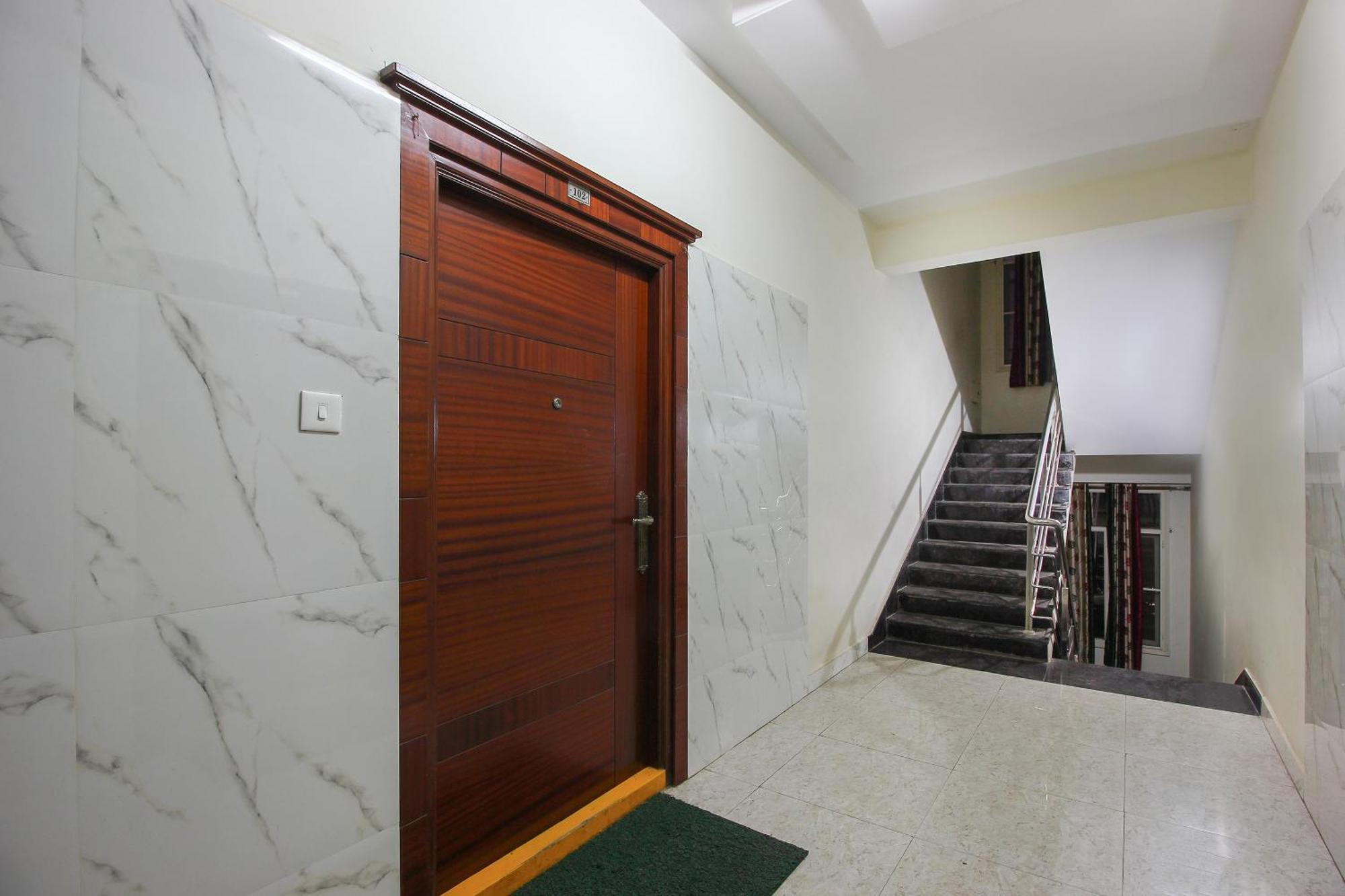 Collection O Madhapur Hotel Kondapur  Exterior photo